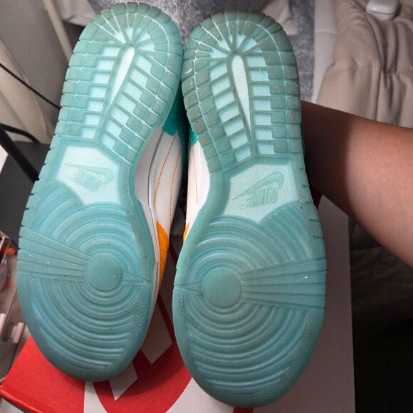 Serena Williams Dunks - Picture 7 of 8